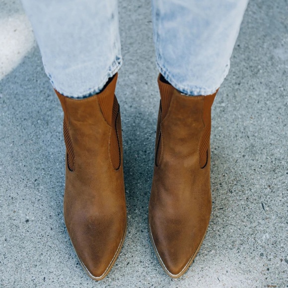 Jocelyn Brown Heeled Booties - Picture 15 of 16